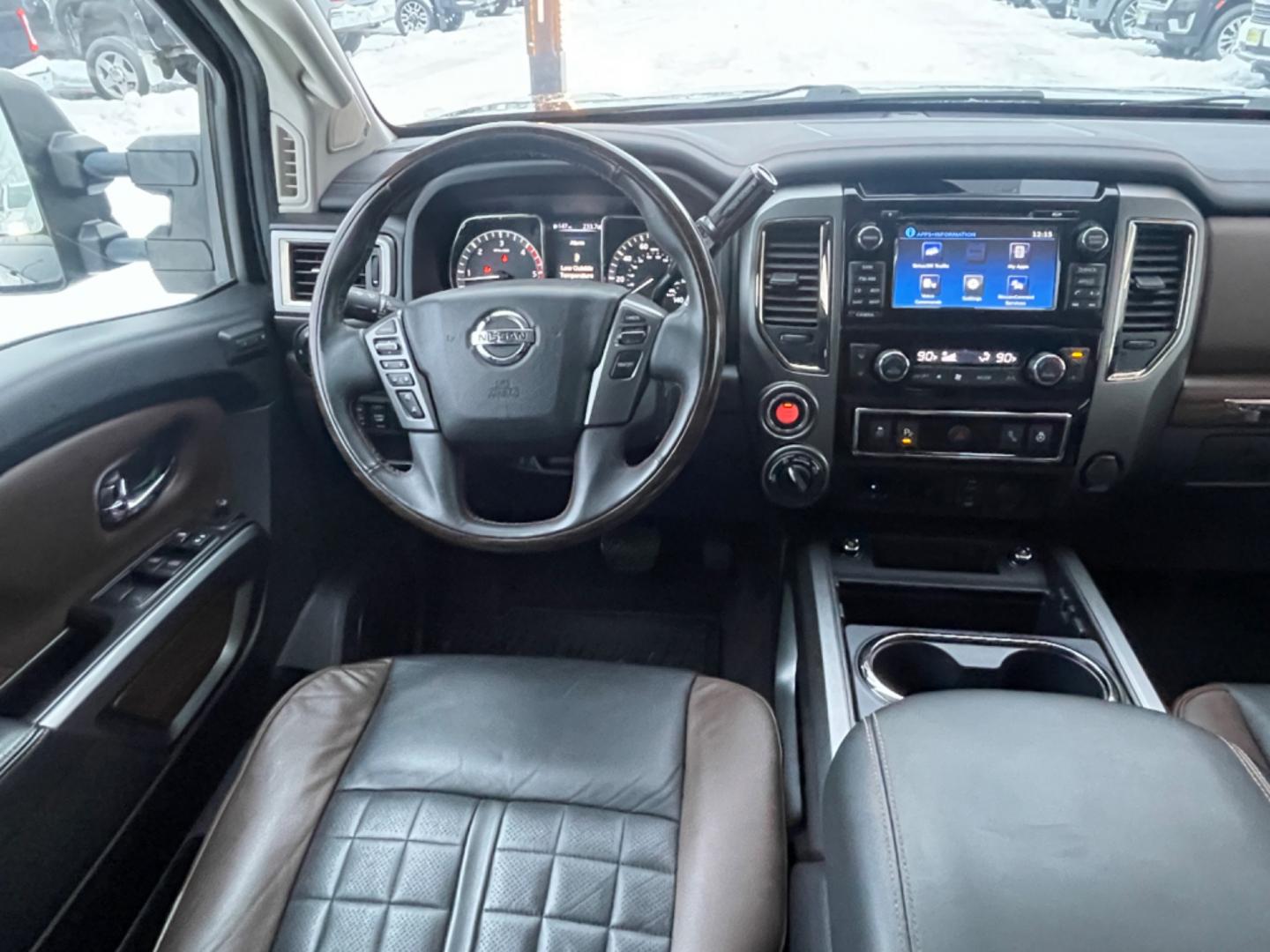 2016 Black /black leather Nissan Titan XD PLATINUM RESERVE 4WD (1N6BA1F46GN) with an 5.0L V8 DOHC 32V DIESEL engine, 6A transmission, located at 1960 Industrial Drive, Wasilla, 99654, (907) 274-2277, 61.573475, -149.400146 - Photo#9